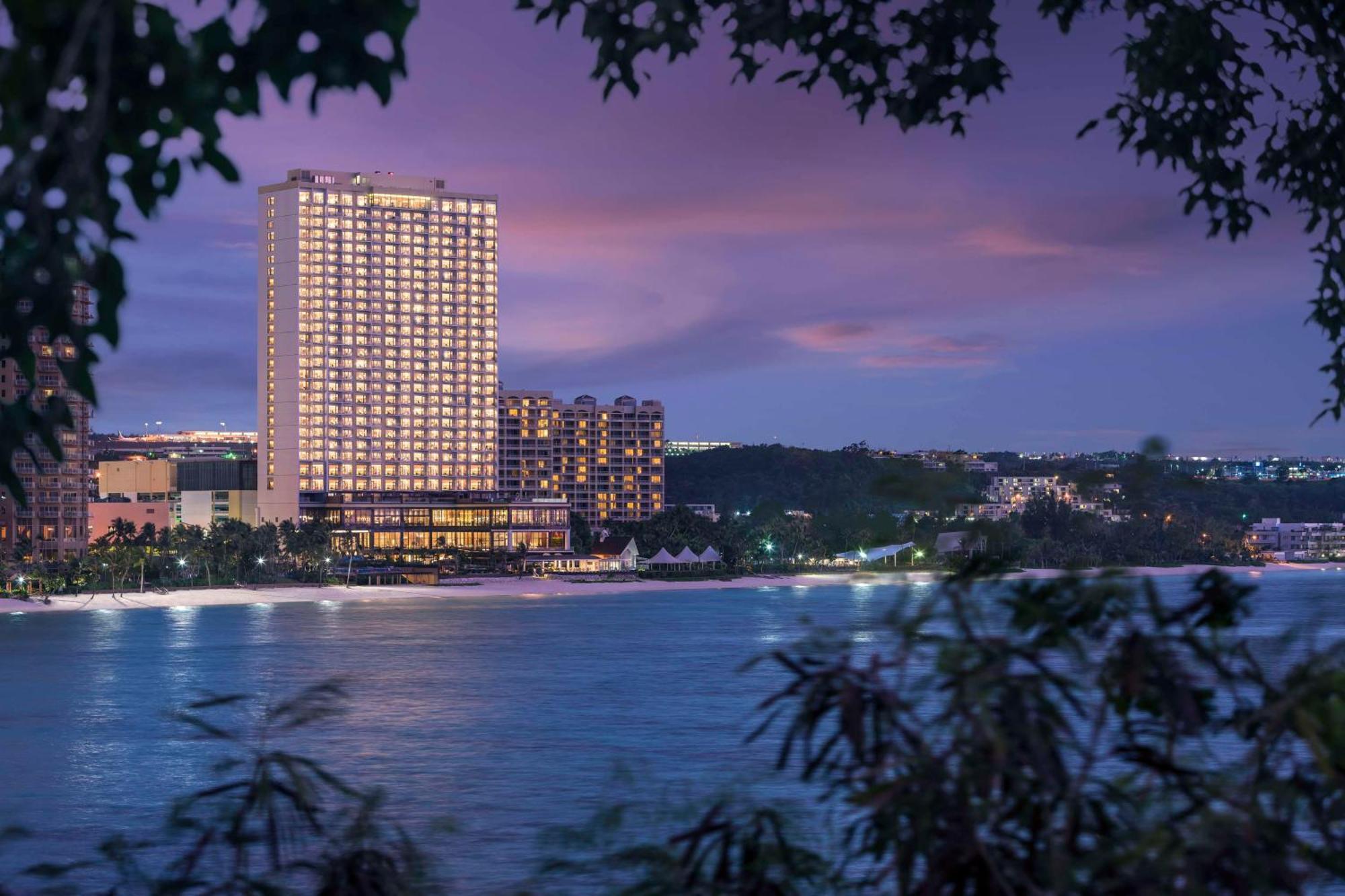 Dusit Thani Guam Resort Тьюмон Екстер'єр фото